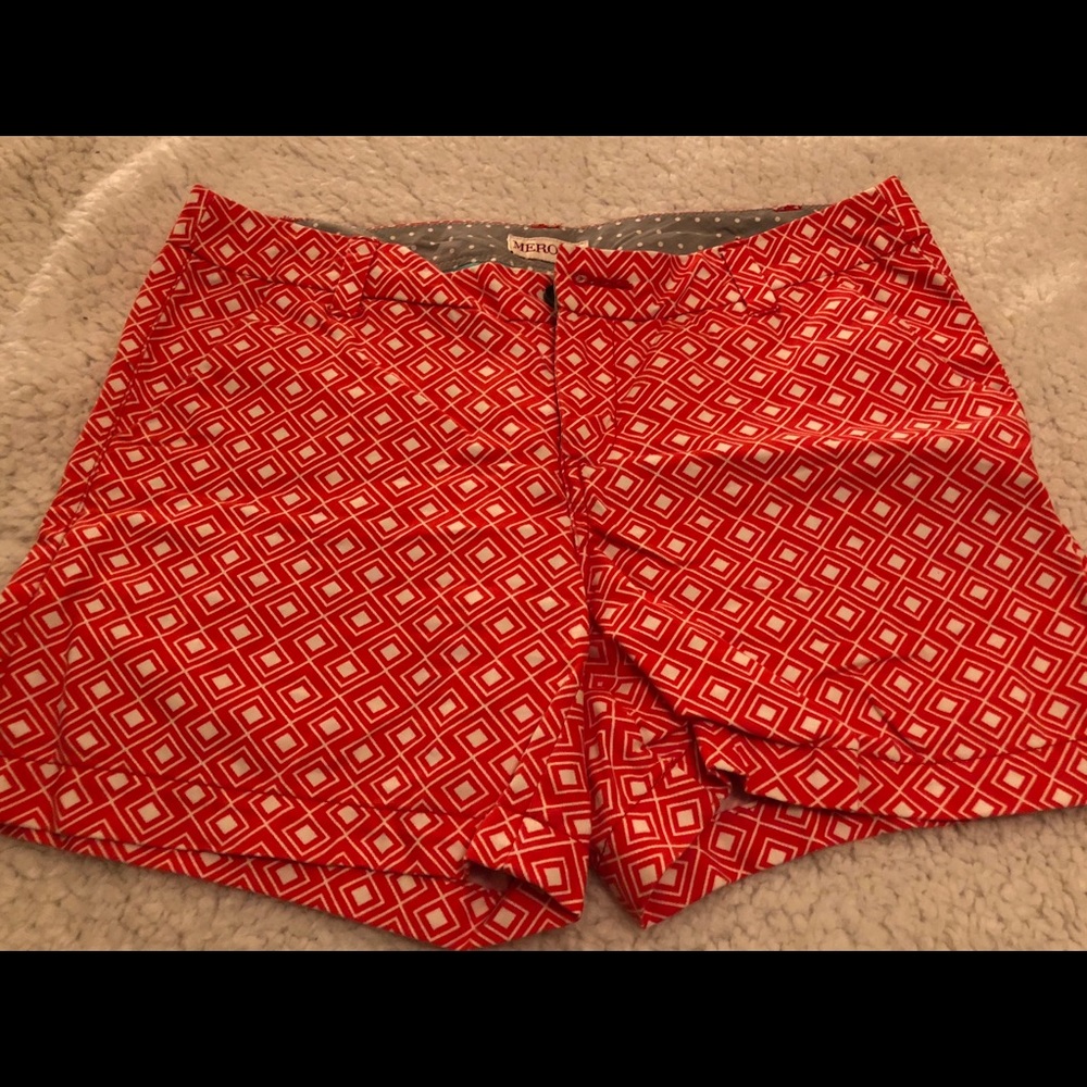 *** SOLD*** Geometric print shorts